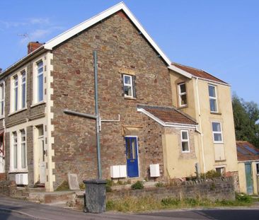 1 Bed Flat, Cock Road, BS15 - Photo 2