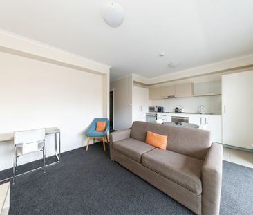 Modern Apartment Living In The Heart of Greenway! - Photo 4