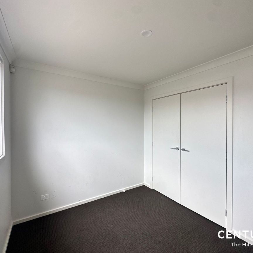 Neat and Tidy Unit - Photo 1