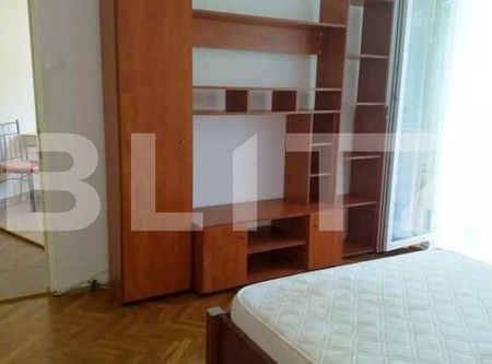 De inchiriat in zona Campului, 2 camere decomandate, 50 mp, recent renovat, mobilat modern! - Photo 3