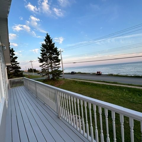 CHARMING 3-BED, 1-BATH SEASIDE FLAT | 1754 SHORE ROAD, EASTERN PASSAGE | $2,595 INCLUDES OIL AND WATER AVAILABLE NOV 1 – OCEAN VIEWS, STEPS TO FISHERMAN’S COVE & BEACHES - Photo 1