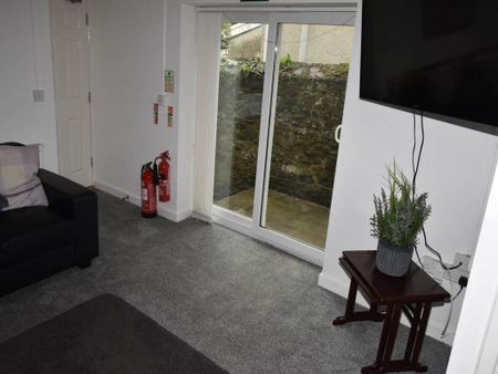 4 bedroom house to rent - Photo 3