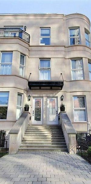 Magnifique condo meublé 3 mois renouvelable Métro Sherbrooke - Photo 1