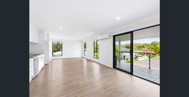 Premium contemporary living; walk to Base Hospital - Photo 1