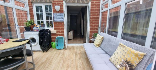 Woodlands, Bexhill-on-Sea, East Sussex - Photo 1