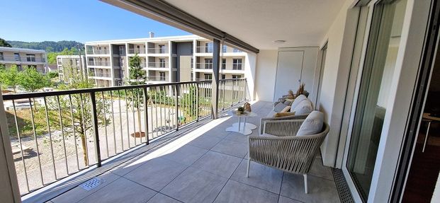 Exklusive Wohnung im riesigem Balkon - Foto 1