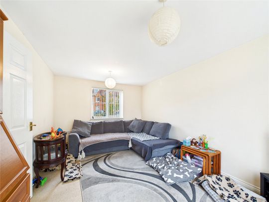 Quantrill Terrace, Kesgrave, Ipswich, Suffolk, IP5 2GZ - Photo 1