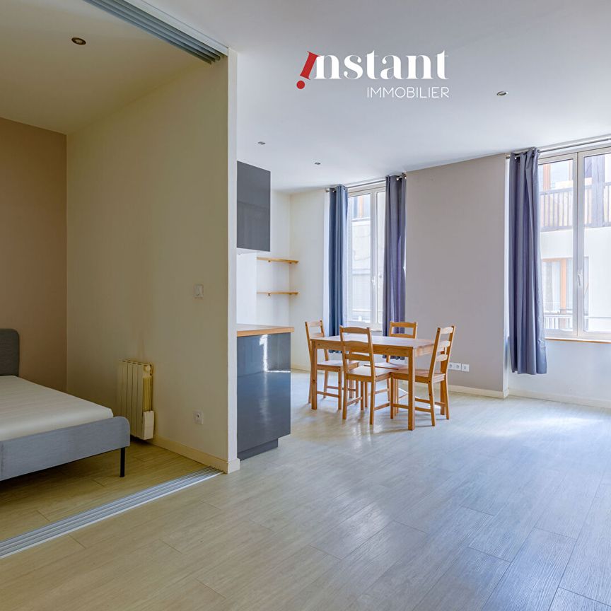 Métro Valmy T2, - Photo 1