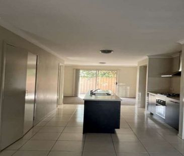 3 Bedroom Townhouse in Munno Para - Photo 3