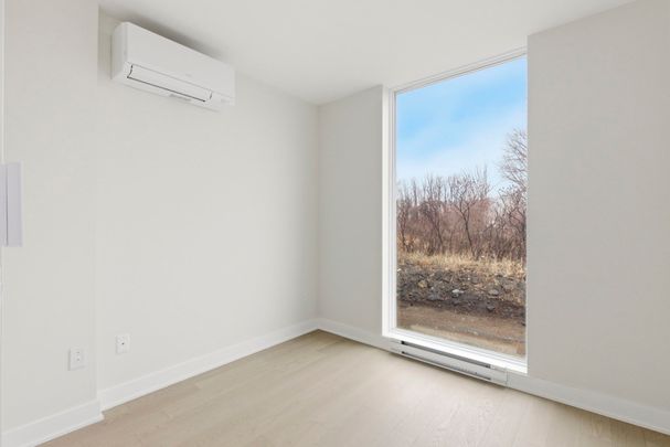 5606 Av. Pierre De Coubertin, Montréal-Est, QC H1N - Photo 1