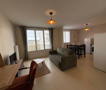 Location Appartement 2 pièces 45m² LA RICHE 37520 - Photo 2