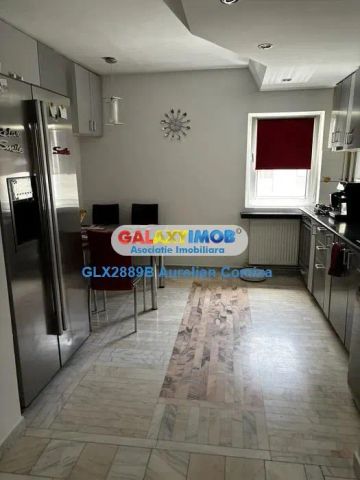 Apartament 4 camere 13 Septembrie/parcare/ 2 bai/2 balcoane - Fotografie 3