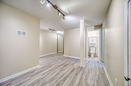 For Lease - 35 Bellhaven Road Unit# Lower, Toronto, Ontario - Photo 2
