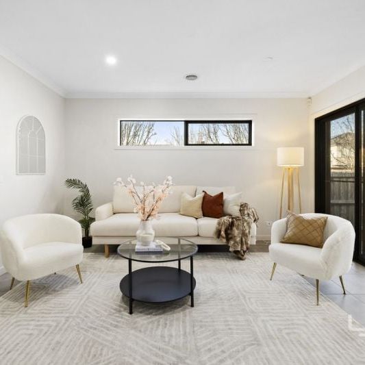 “East-Facing Luxury Home with Park & Coastal Views” - Photo 1