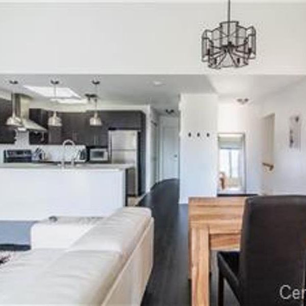 Appartement - 4-5340 Rue de Leslie - Photo 1