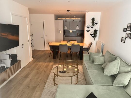 Room in a Shared House, Pegler Square, SE3 - Photo 1