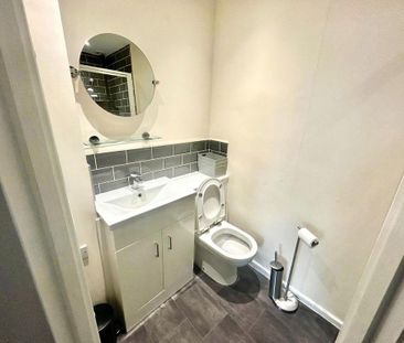 1 bedroom detached house to rent - Photo 4