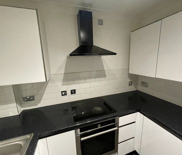 1 Bed Flat, Burne Jones House, B2 - Photo 1