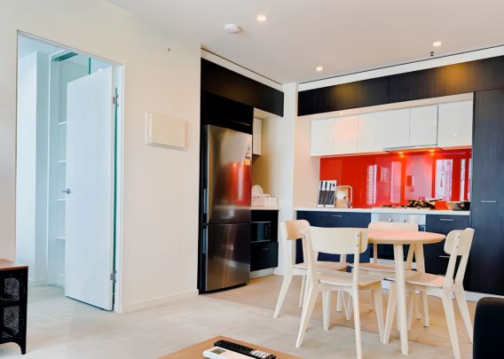 8 Sutherland St., Melbourne - Photo 1