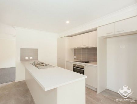 Spacious Family Home in Quiet Sanctuary Estate â Walk to Schools & Parks - Photo 4