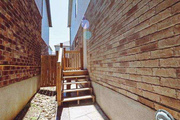 For Lease - 541 Starwood Drive, Guelph, Ontario - Photo 1