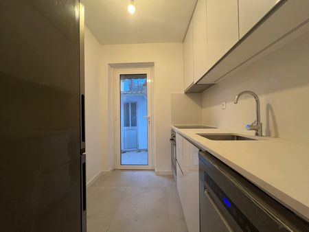 Moradia T2 Remodelada com Terraço no Porto - Photo 5