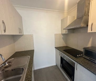 Views&excl; Views&excl; Views&excl; - Photo 2