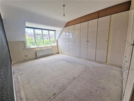 3 bedroom semi-detached house to rent - Photo 5