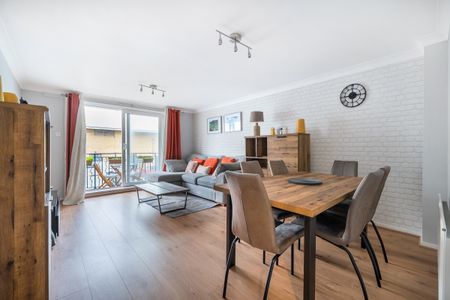 2 bedroom apartment to rent - Photo 3