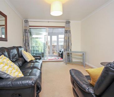 4 bedroom terraced house to rent - Photo 1