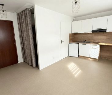 Location appartement 1 pièce - 20m² à Lens (62300) - Photo 4