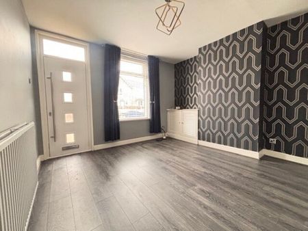 Mansfield Road, Warsop, NG20, Property for rent - Photo 2