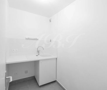 Rental Apartment Paris 17th - Photo 2