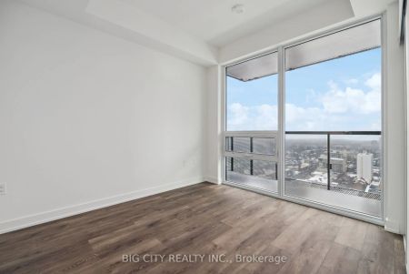 127 Broadway Avenue #2613S - Photo 3
