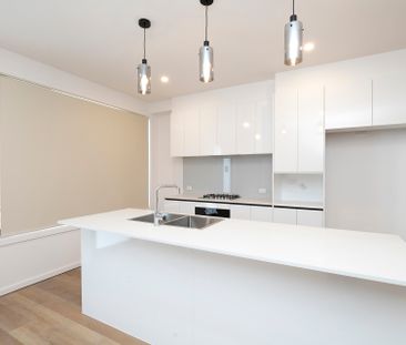 Modern Townhouse Living at Its Finest! - Photo 4