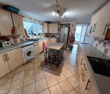 Coldstream Terrace, Riverside - Photo 1