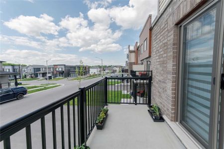 For Lease - 25 Kodiak Terrace, Barrie, Ontario - Photo 3