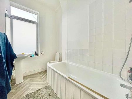 Abbotsbury Road, Weymouth, DT4 - Photo 4