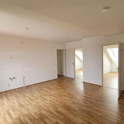 PREISREDUKTION! GEFÖRDERTE 4 - ZIMMER DACHGESCHOSSWOHNUNG! - Photo 1