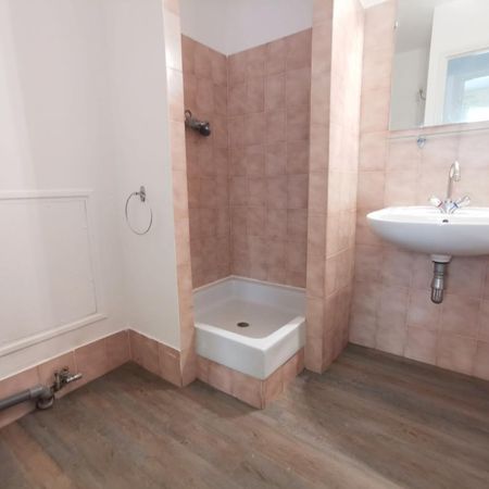 Location Appartement 2 pièces 34m² AVIGNON 84000 - Photo 4
