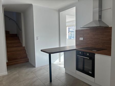 Location Maison 4 pièces 83m² POMAREZ 40360 - Photo 3