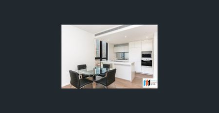 Superb lifestyle FULLY-FURNISHED apartment of ultra-convenience - Photo 4