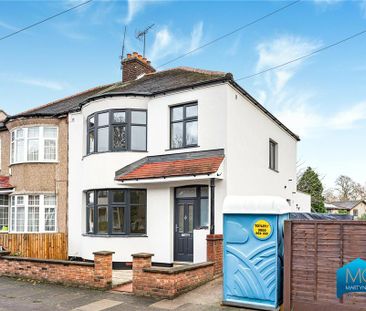 3 bedroom semi-detached house to rent - Photo 6