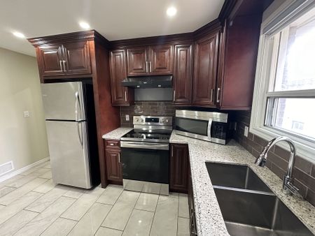 For Lease - 360 Guelph Street Unit# Upper, Oshawa, Ontario - Photo 5