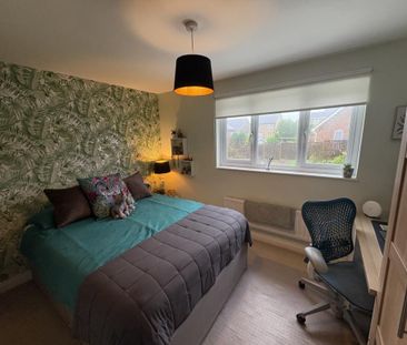 4 bedroom detached house to rent - Photo 5