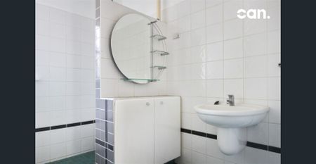 Perfect location in Burwood - Photo 4