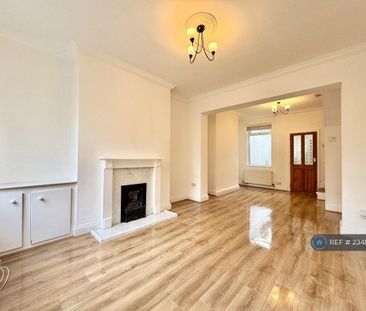 2 bedroom terraced house to rent - Photo 4