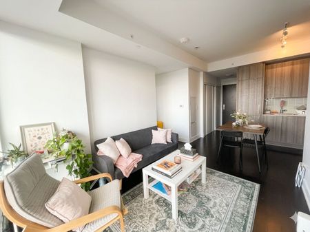 For Lease - 181 Bedford Road Unit# 1201, Toronto, Ontario - Photo 2