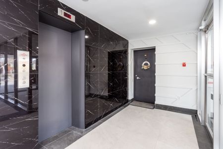 For Lease - 371 Lakeshore Road Unit# 302, Mississauga, Ontario - Photo 4