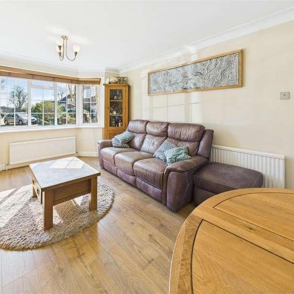 Gladsmuir Close, Walton-on-thames, KT12 - Photo 1